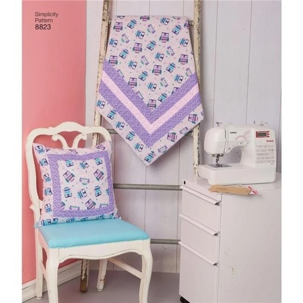 Simplicity Sewing‎ Pattern 8823 Quilted Blanket and Pillow Uncut
